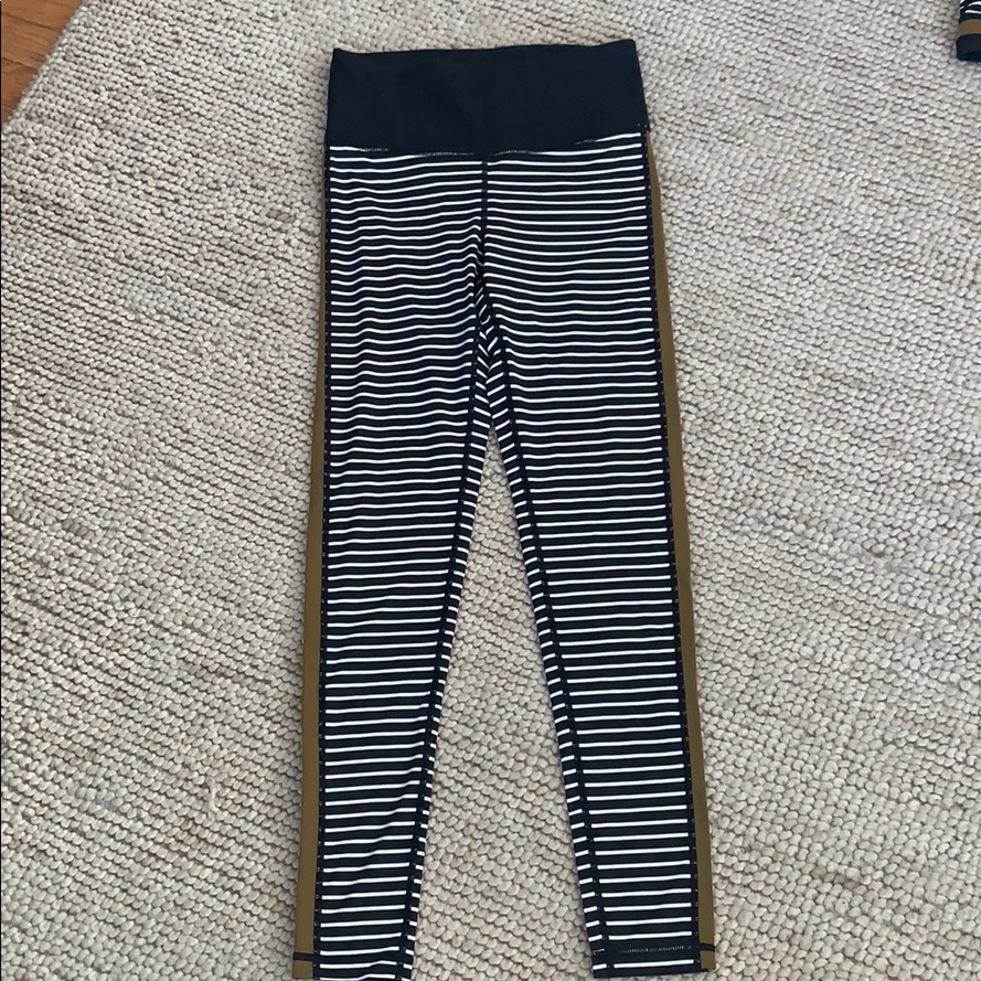Mono B Brand New Leggings